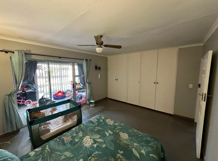 2 Bedroom Property for Sale in South Crest Gauteng