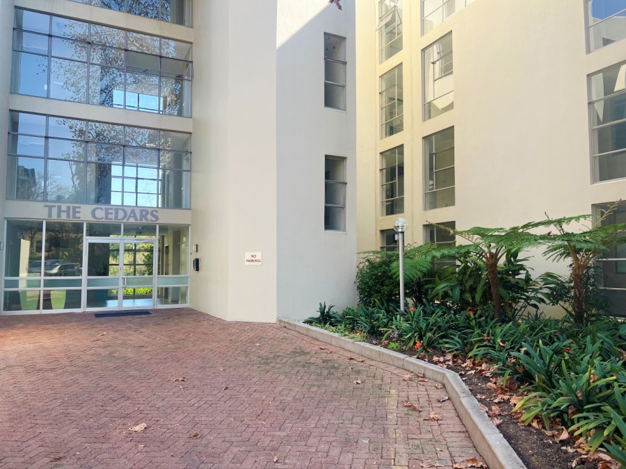 To Let 1 Bedroom Property for Rent in Sandhurst Gauteng