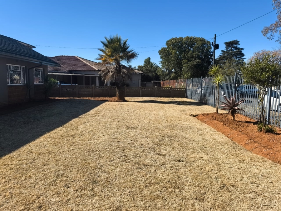 4 Bedroom Property for Sale in Witpoortjie Gauteng