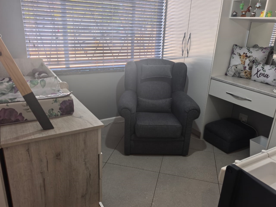 4 Bedroom Property for Sale in Witpoortjie Gauteng