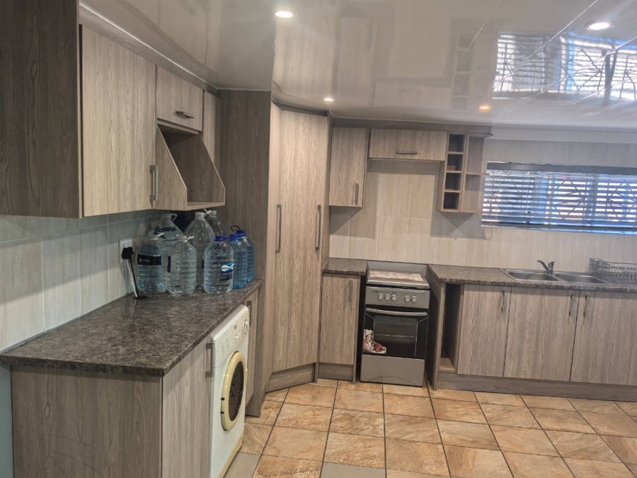 4 Bedroom Property for Sale in Witpoortjie Gauteng