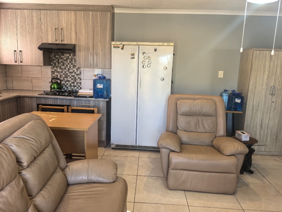 4 Bedroom Property for Sale in Witpoortjie Gauteng