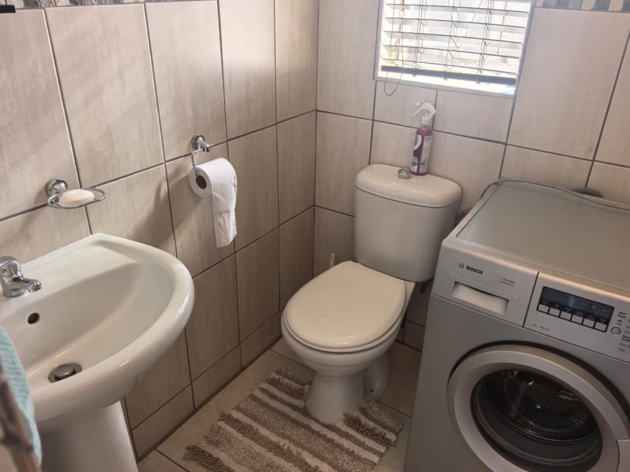 4 Bedroom Property for Sale in Witpoortjie Gauteng