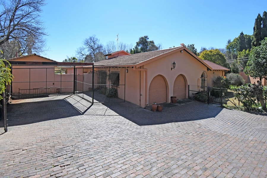 4 Bedroom Property for Sale in Bryanston Gauteng