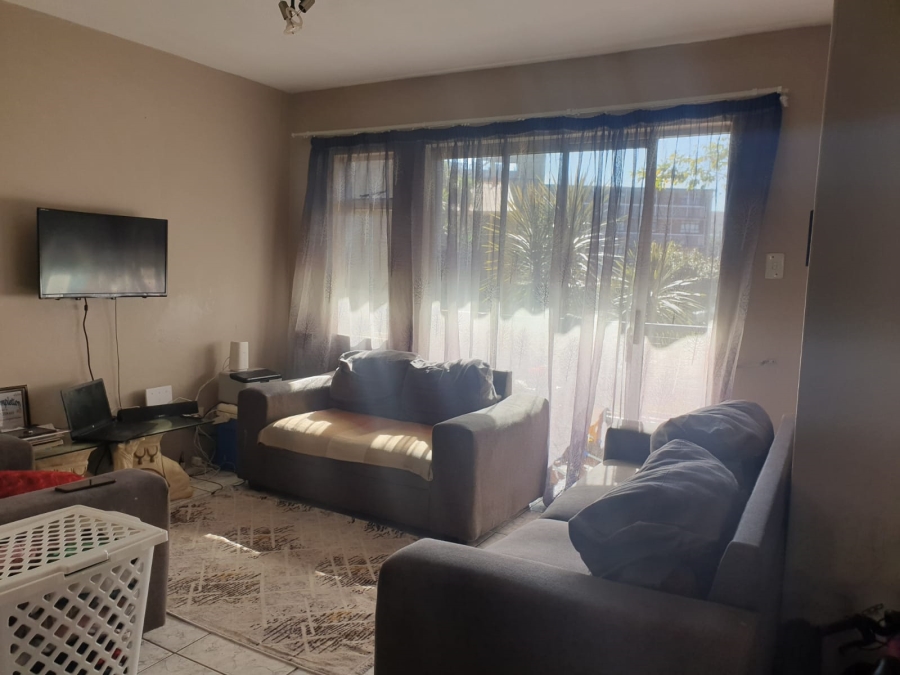 To Let 2 Bedroom Property for Rent in Florida Gauteng