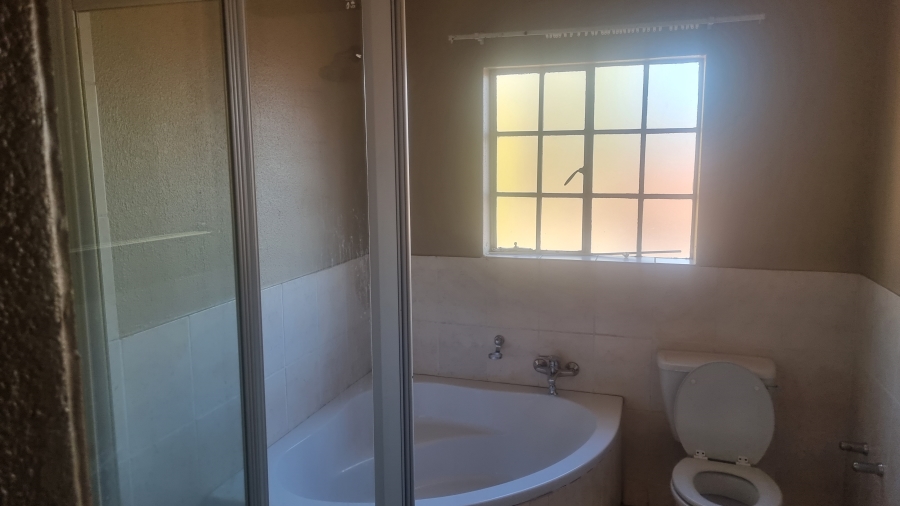 2 Bedroom Property for Sale in Celtisdal Gauteng