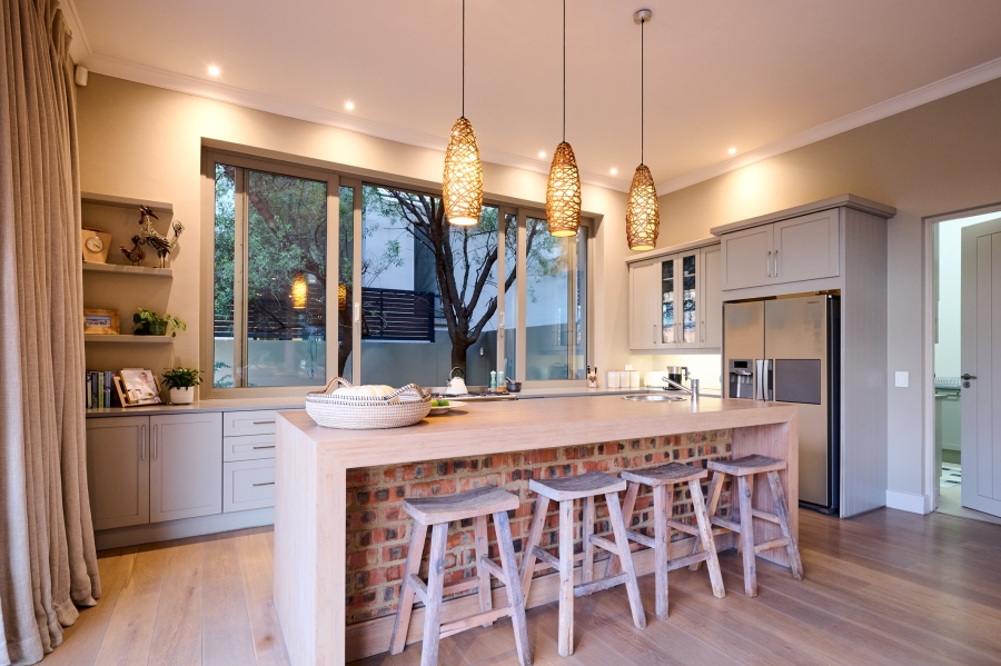 4 Bedroom Property for Sale in Waterfall Country Estate Gauteng