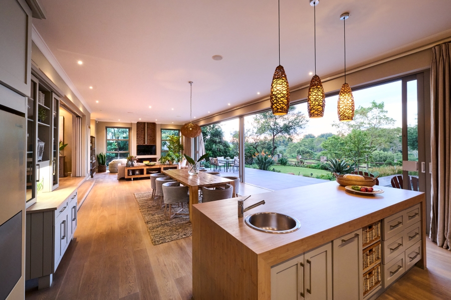 4 Bedroom Property for Sale in Waterfall Country Estate Gauteng