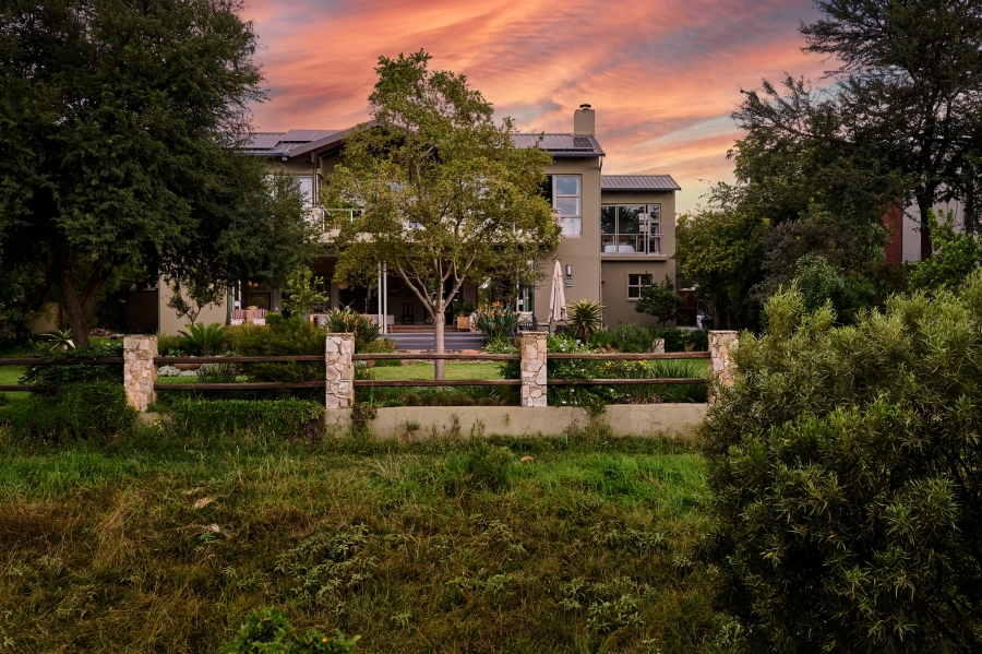 4 Bedroom Property for Sale in Waterfall Country Estate Gauteng
