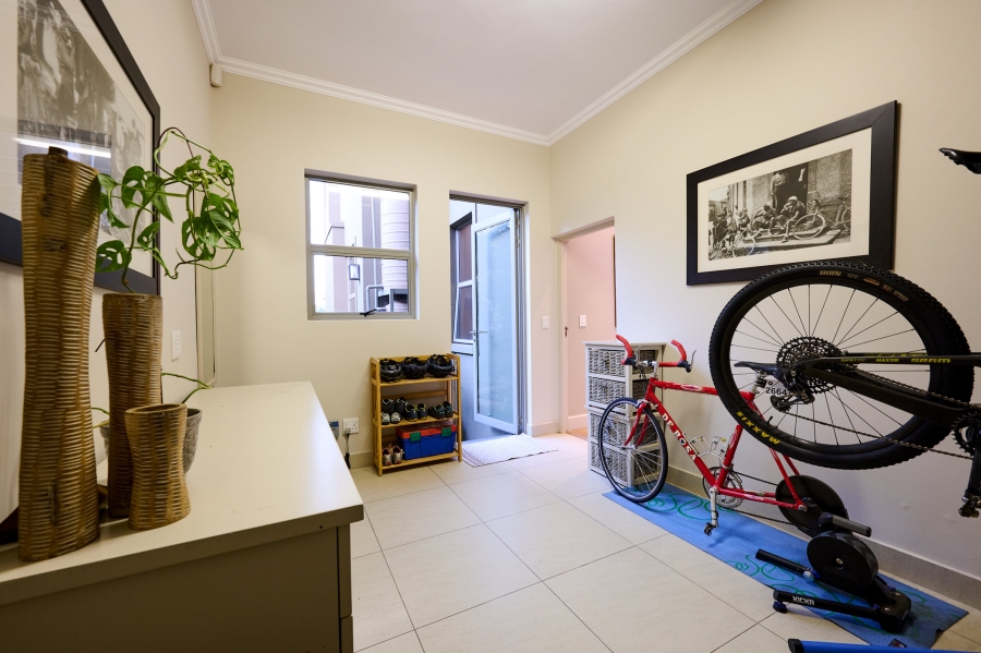 4 Bedroom Property for Sale in Waterfall Country Estate Gauteng