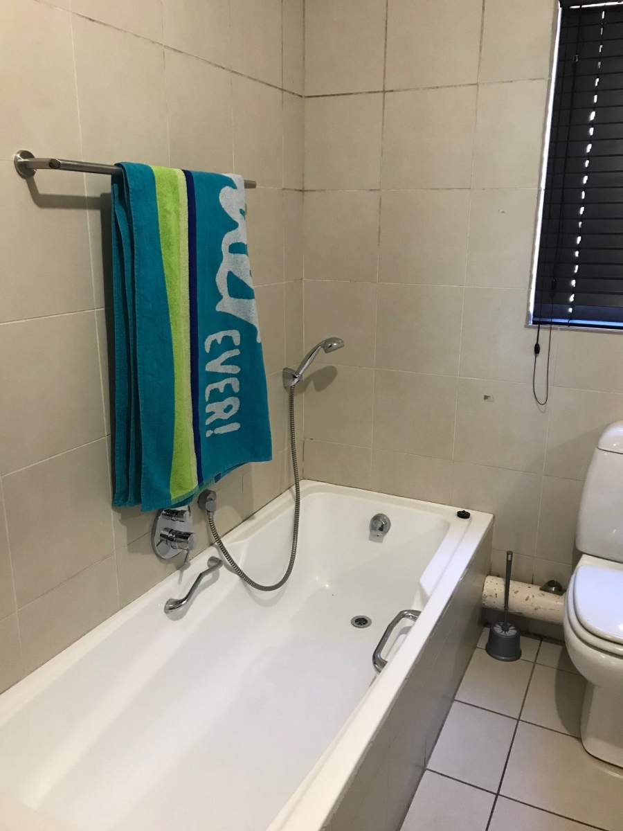 1 Bedroom Property for Sale in Melrose North Gauteng
