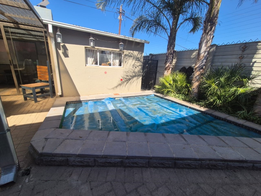 3 Bedroom Property for Sale in Krugersdorp North Gauteng
