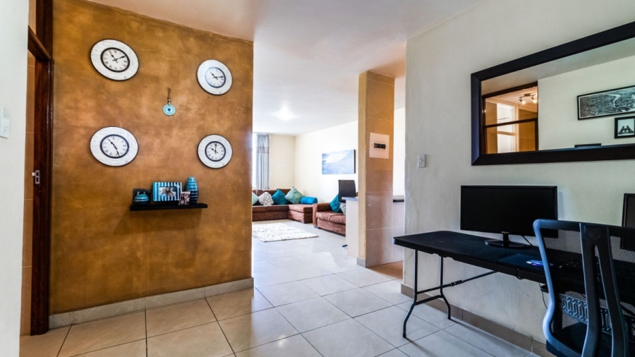 1 Bedroom Property for Sale in Bedford Gardens Gauteng