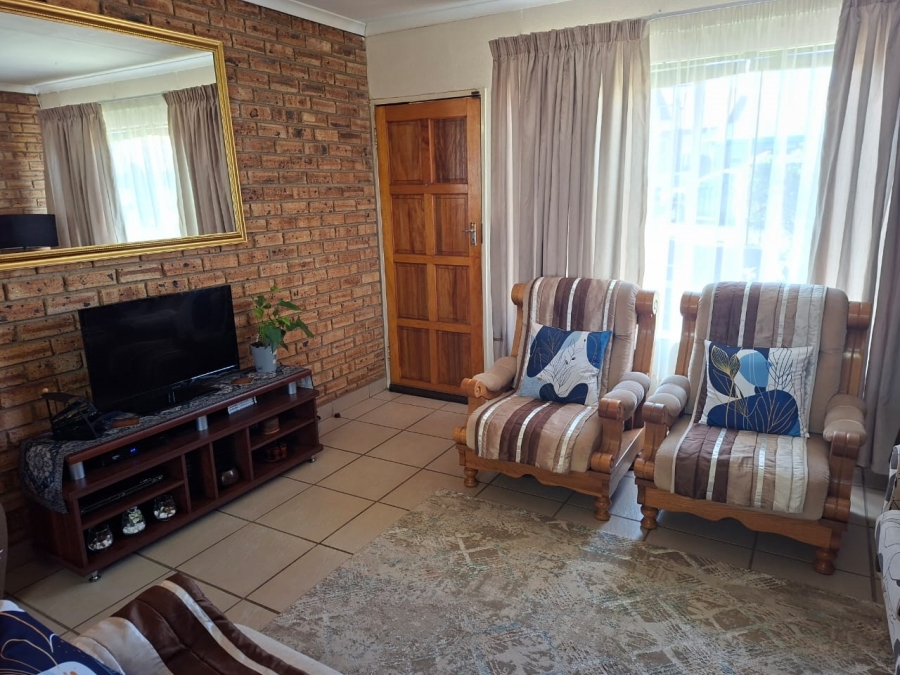2 Bedroom Property for Sale in Quellerie Park Gauteng