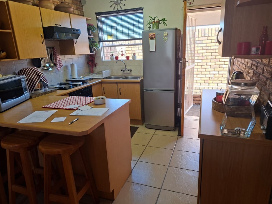 2 Bedroom Property for Sale in Quellerie Park Gauteng
