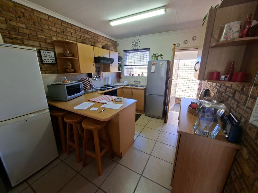 2 Bedroom Property for Sale in Quellerie Park Gauteng