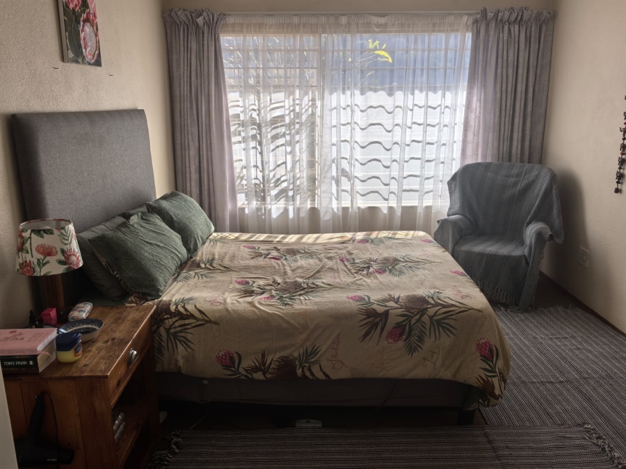 3 Bedroom Property for Sale in Roodekrans Gauteng
