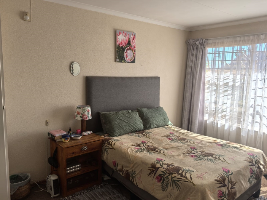 3 Bedroom Property for Sale in Roodekrans Gauteng