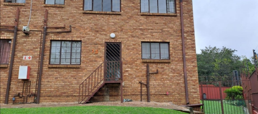 3 Bedroom Property for Sale in South Crest Gauteng