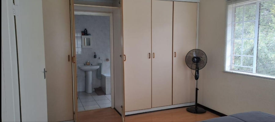 3 Bedroom Property for Sale in South Crest Gauteng