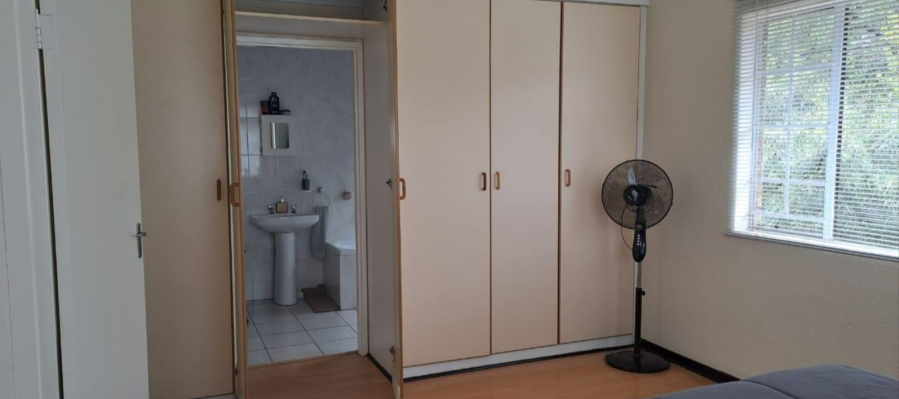 3 Bedroom Property for Sale in South Crest Gauteng