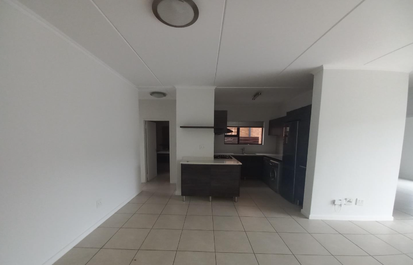 To Let 3 Bedroom Property for Rent in Olivedale Gauteng
