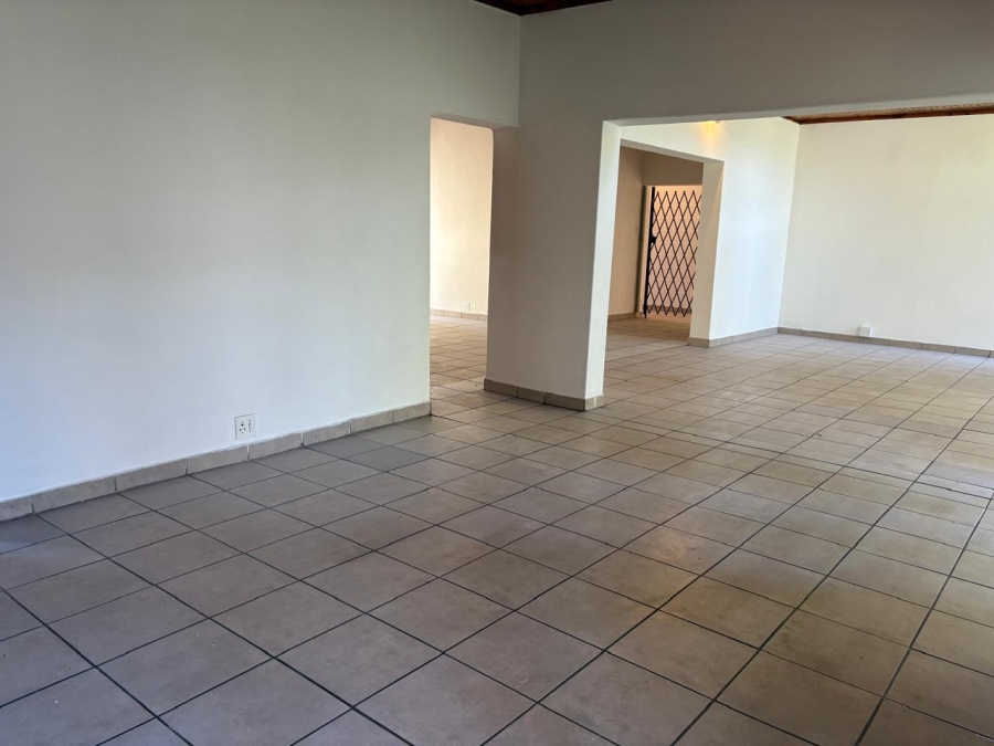 To Let 3 Bedroom Property for Rent in Kilner Park Gauteng