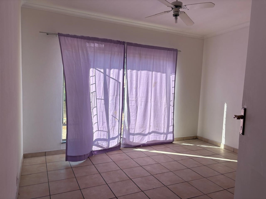 To Let 3 Bedroom Property for Rent in Kilner Park Gauteng
