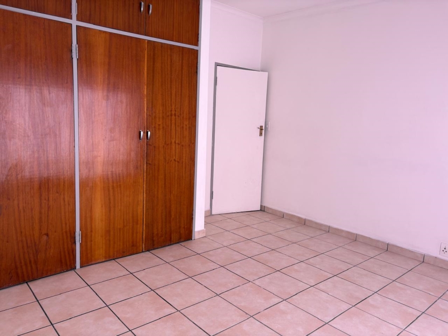 To Let 3 Bedroom Property for Rent in Kilner Park Gauteng