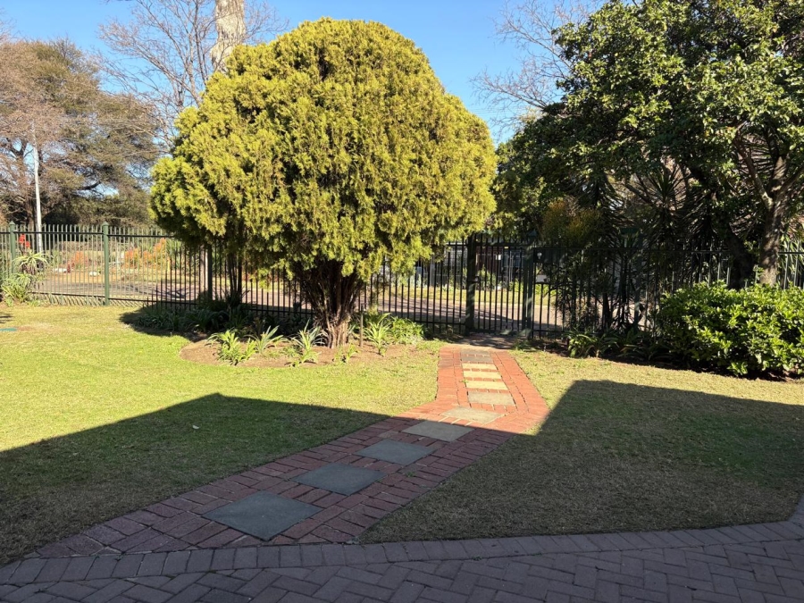 To Let 3 Bedroom Property for Rent in Kilner Park Gauteng