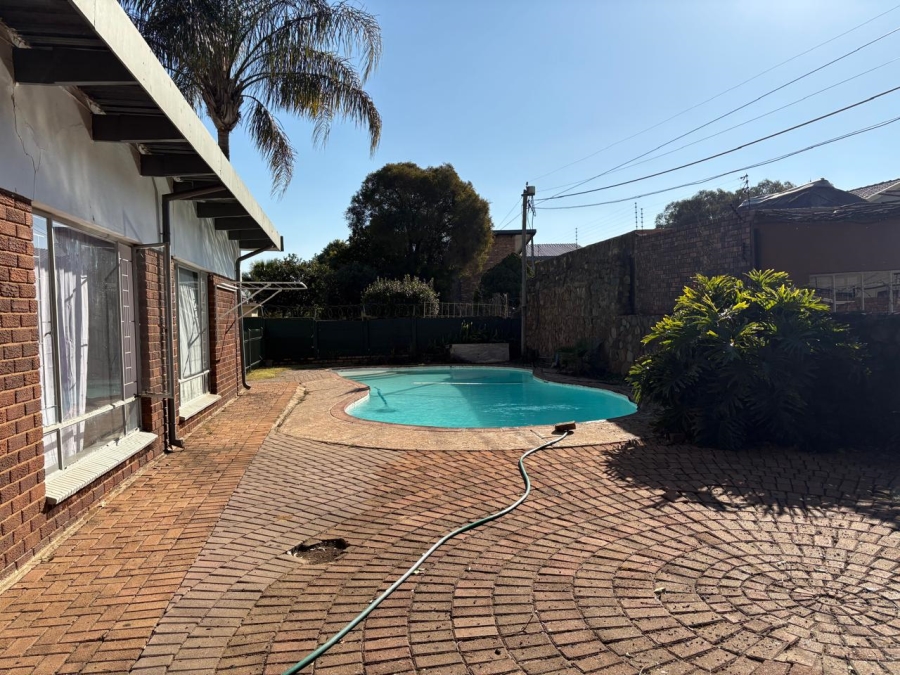 To Let 3 Bedroom Property for Rent in Kilner Park Gauteng