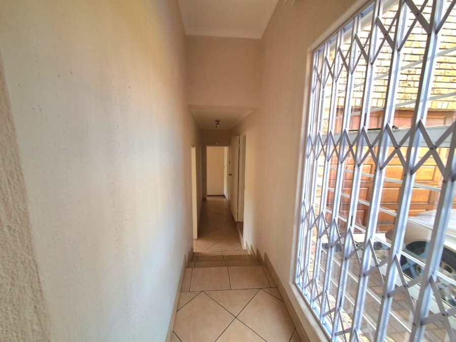 4 Bedroom Property for Sale in Noordheuwel Gauteng