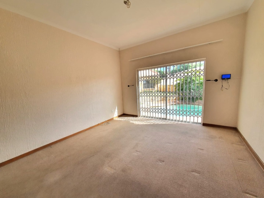 4 Bedroom Property for Sale in Noordheuwel Gauteng