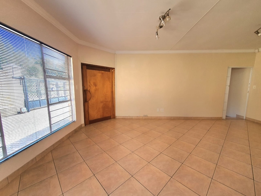 4 Bedroom Property for Sale in Noordheuwel Gauteng