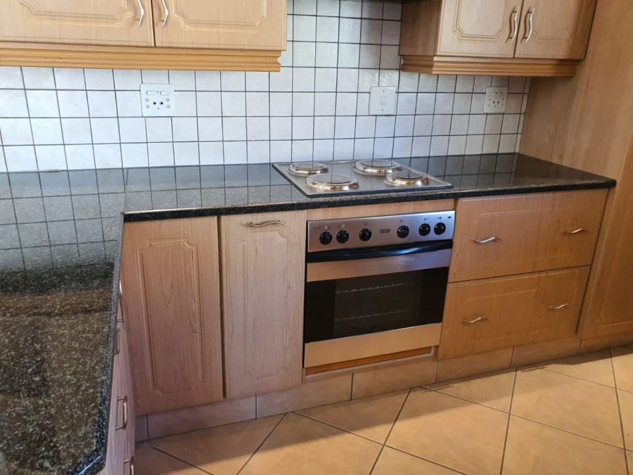 4 Bedroom Property for Sale in Noordheuwel Gauteng