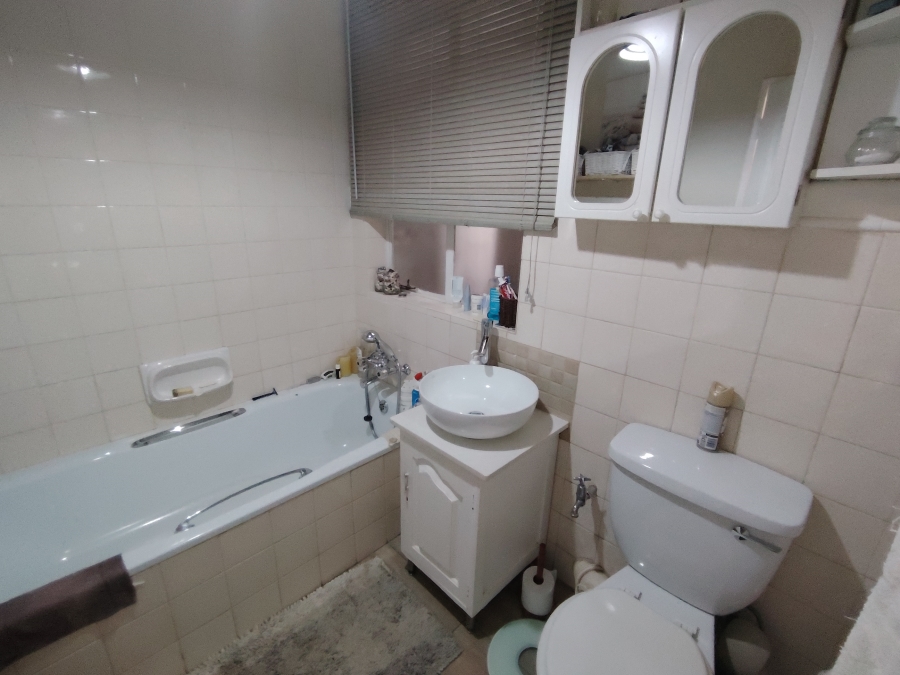 2 Bedroom Property for Sale in Wingate Park Gauteng