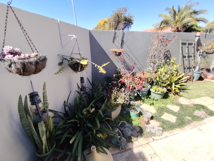 2 Bedroom Property for Sale in Wingate Park Gauteng
