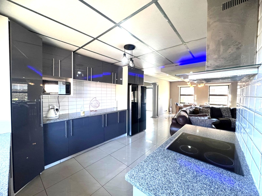 3 Bedroom Property for Sale in Parkrand Gauteng