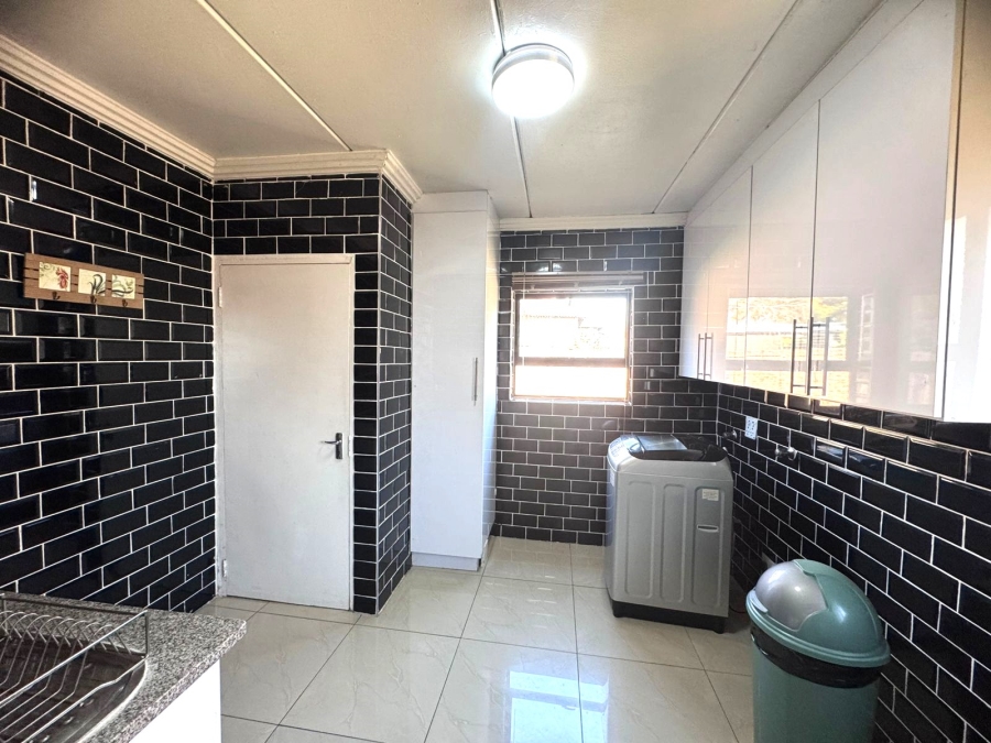3 Bedroom Property for Sale in Parkrand Gauteng
