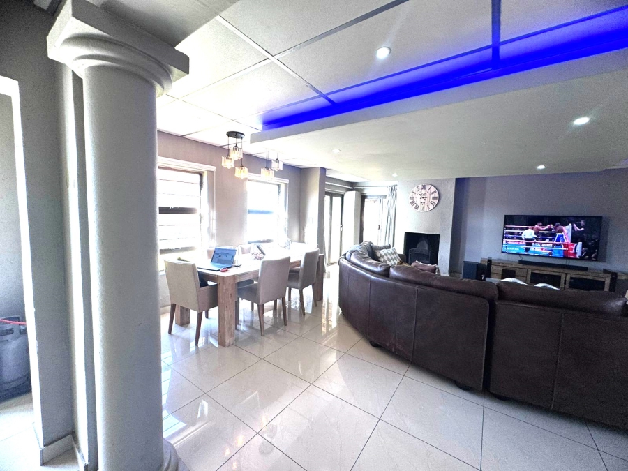 3 Bedroom Property for Sale in Parkrand Gauteng