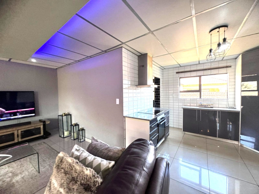 3 Bedroom Property for Sale in Parkrand Gauteng