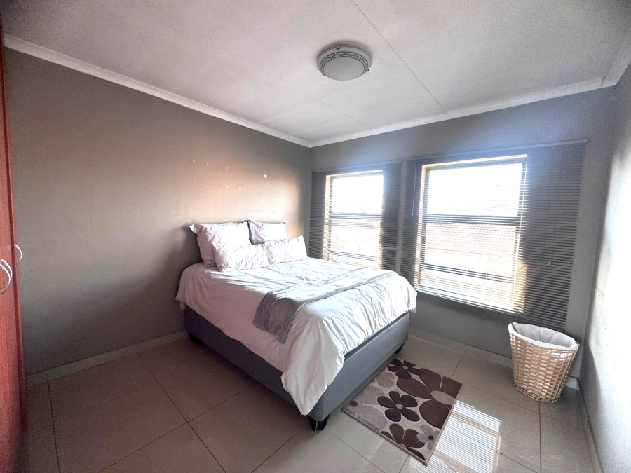 3 Bedroom Property for Sale in Parkrand Gauteng