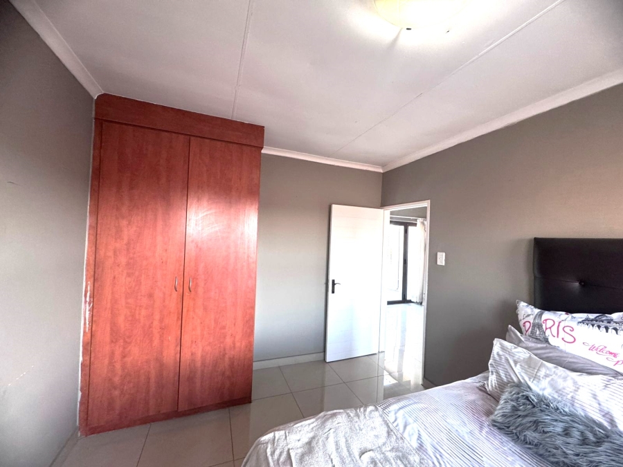 3 Bedroom Property for Sale in Parkrand Gauteng