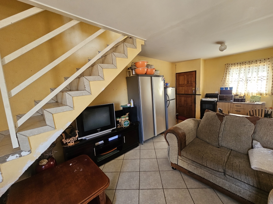 2 Bedroom Property for Sale in Lotus Gardens Gauteng