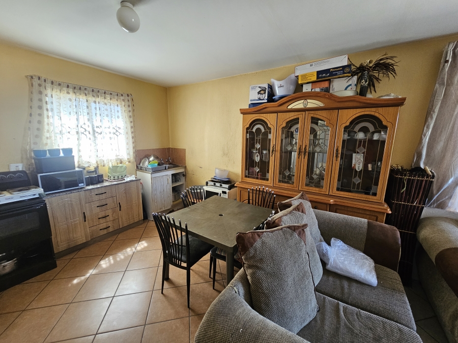 2 Bedroom Property for Sale in Lotus Gardens Gauteng