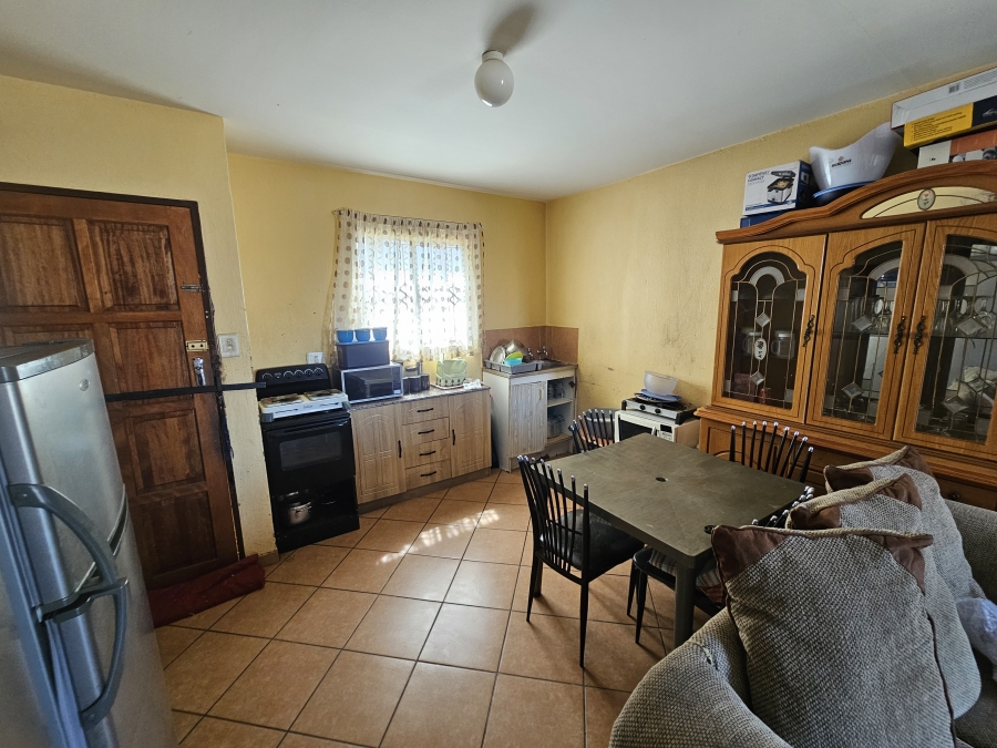 2 Bedroom Property for Sale in Lotus Gardens Gauteng