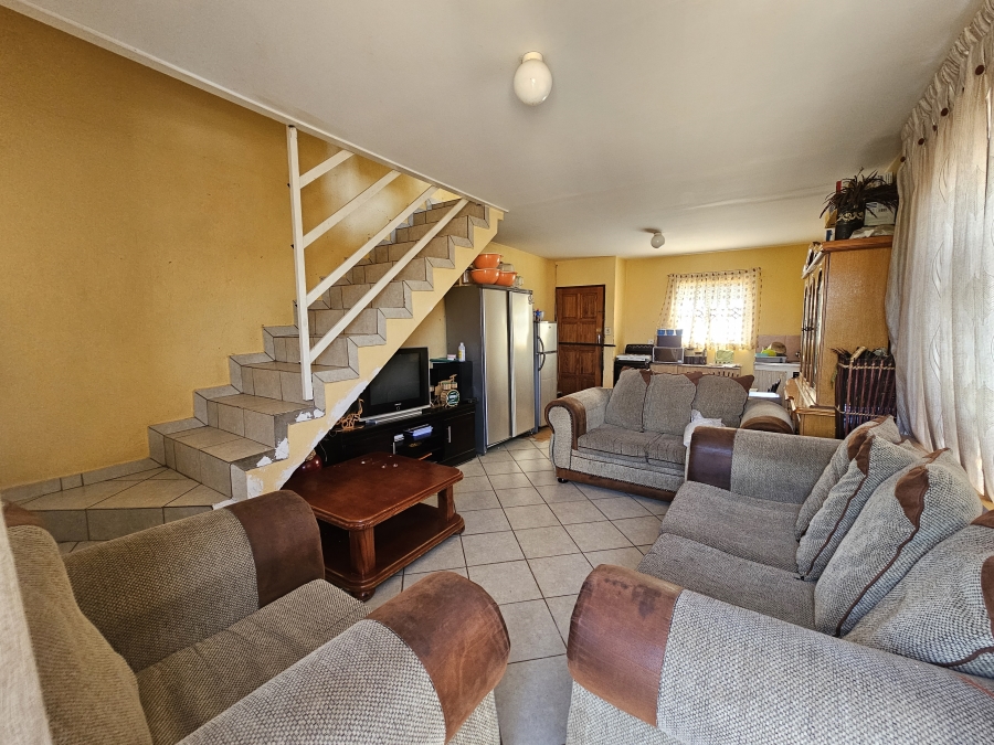 2 Bedroom Property for Sale in Lotus Gardens Gauteng