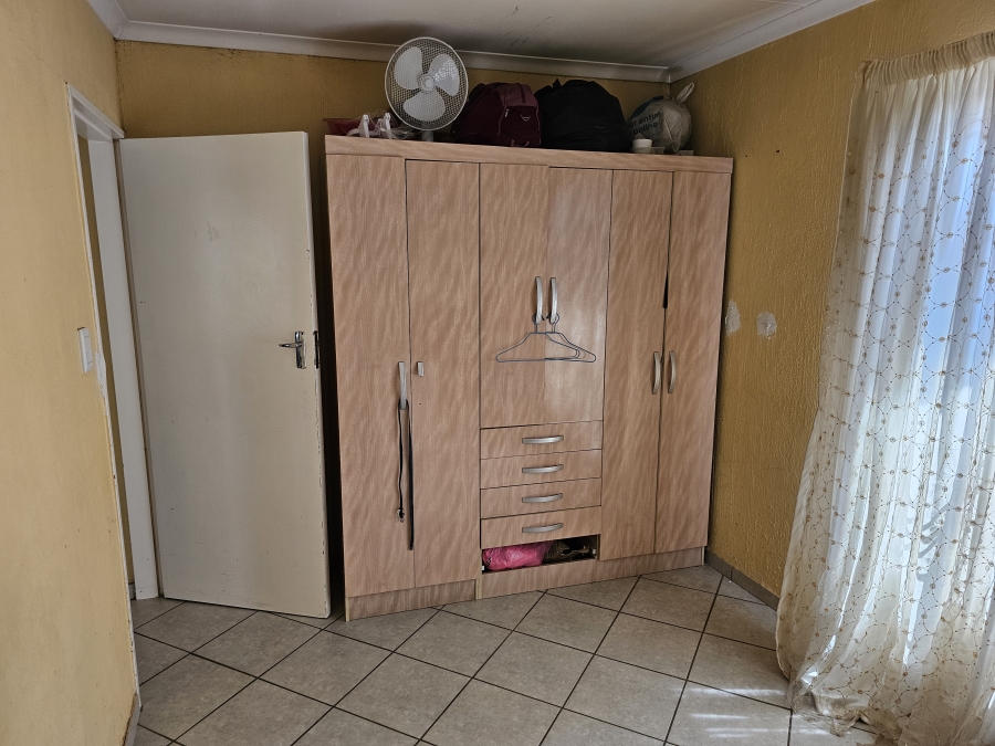 2 Bedroom Property for Sale in Lotus Gardens Gauteng