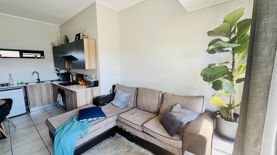 To Let 1 Bedroom Property for Rent in Linbro Park Gauteng