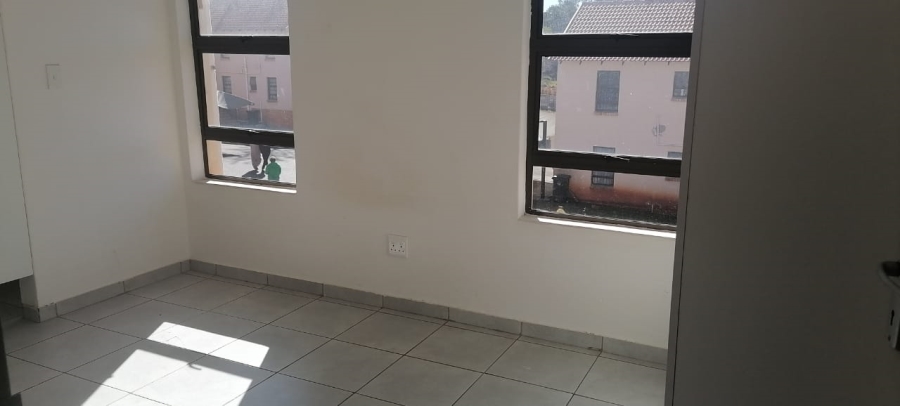 To Let 2 Bedroom Property for Rent in Princess A H Gauteng